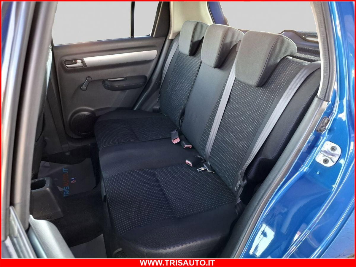 Suzuki Swift 1.3 DDiS 5p. GLX (11)