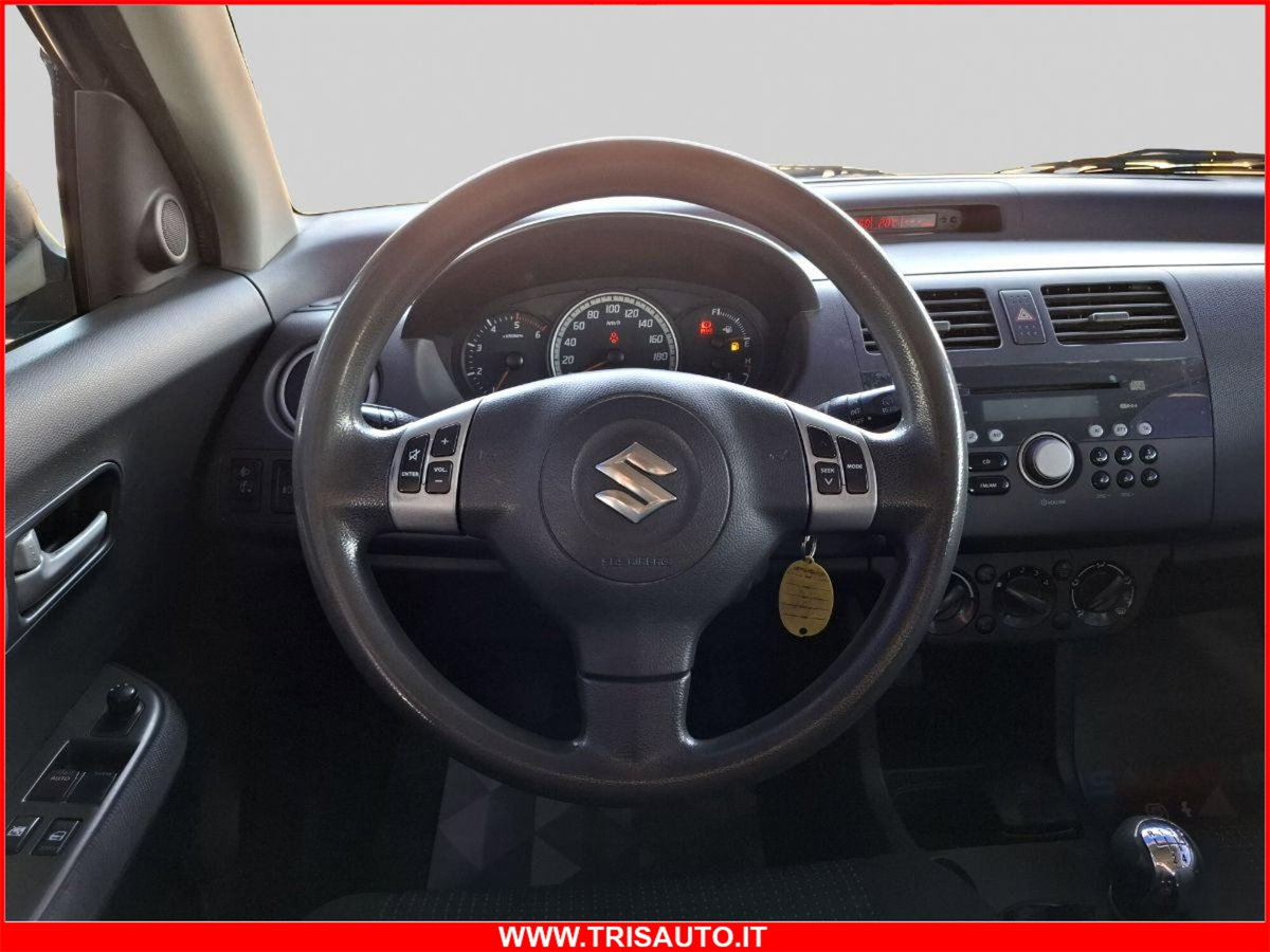 Suzuki Swift 1.3 DDiS 5p. GLX (12)