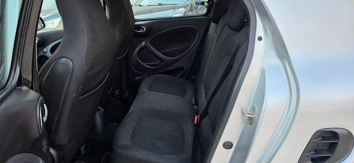 smart forfour forfour 70 1.0 twinamic Passion (12)