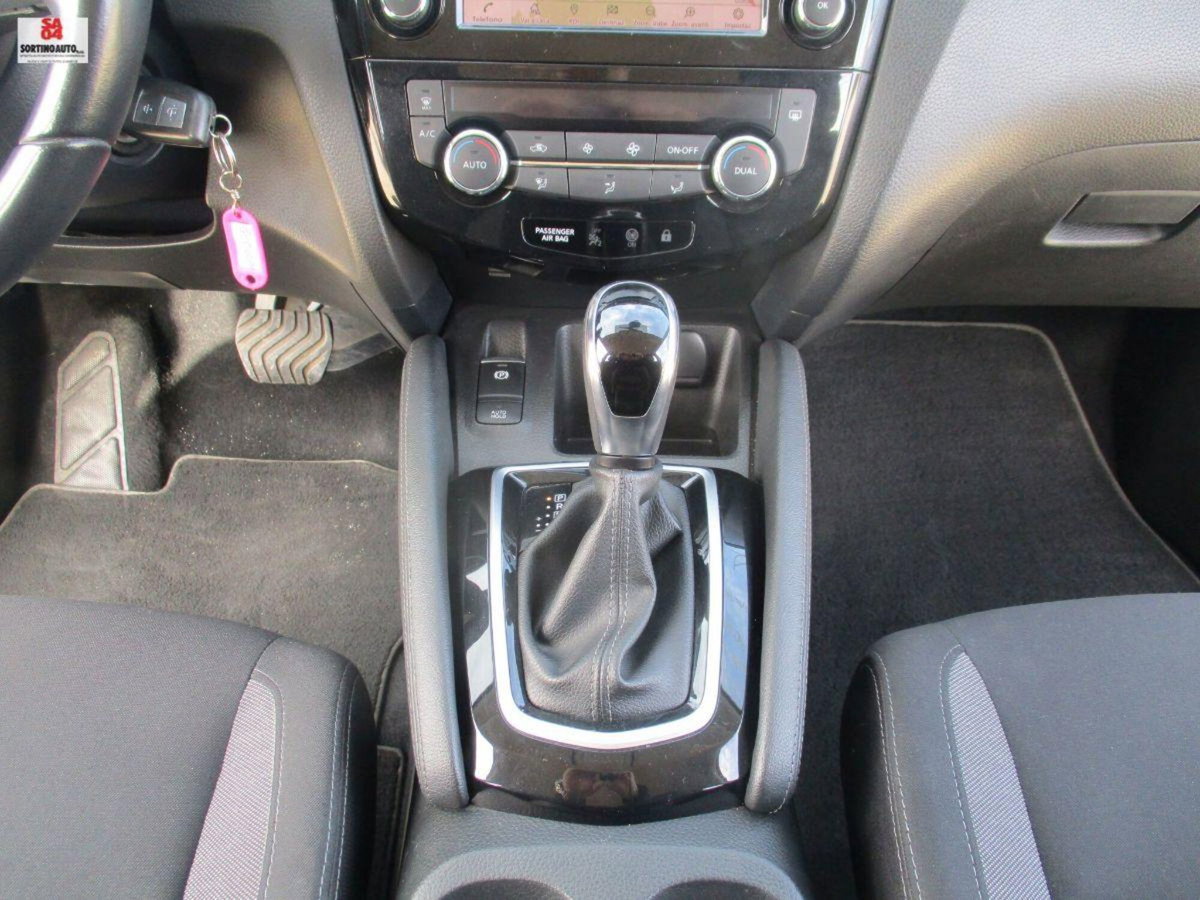 Nissan Qashqai 1.5 dCi 115 CV DCT Business (13)