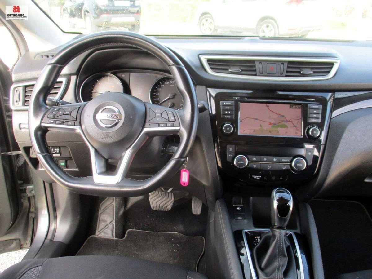 Nissan Qashqai 1.5 dCi 115 CV DCT Business (9)