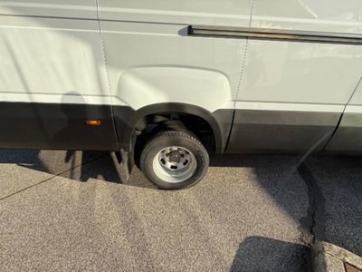 Iveco Daily Telaio 35C16A8 BTor 2.3 HPT PLM-RG Cabinato Hi-Matic (7)