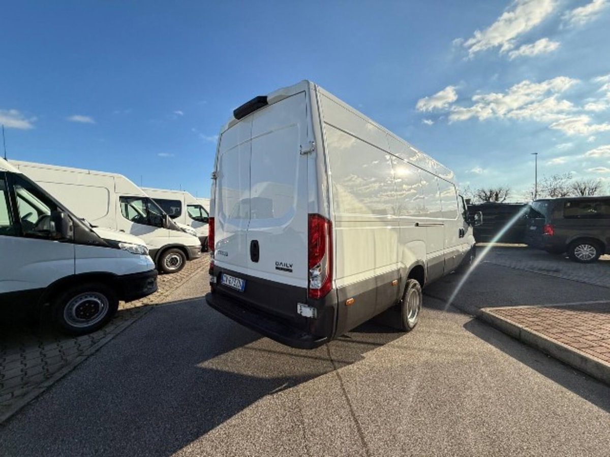 Iveco Daily Telaio 35C16A8 BTor 2.3 HPT PLM-RG Cabinato Hi-Matic (9)