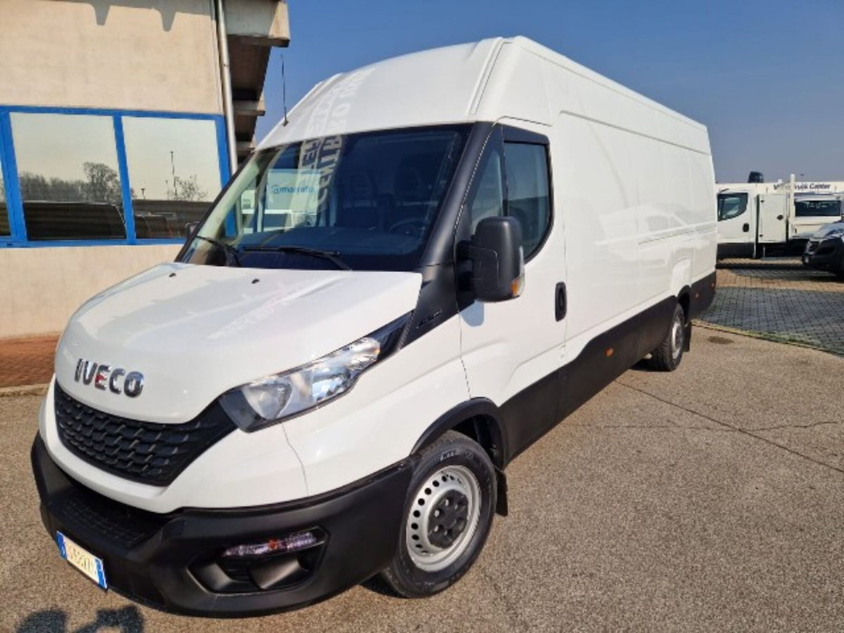 Iveco Daily Furgone 35 C12 V H3 4100 (2)