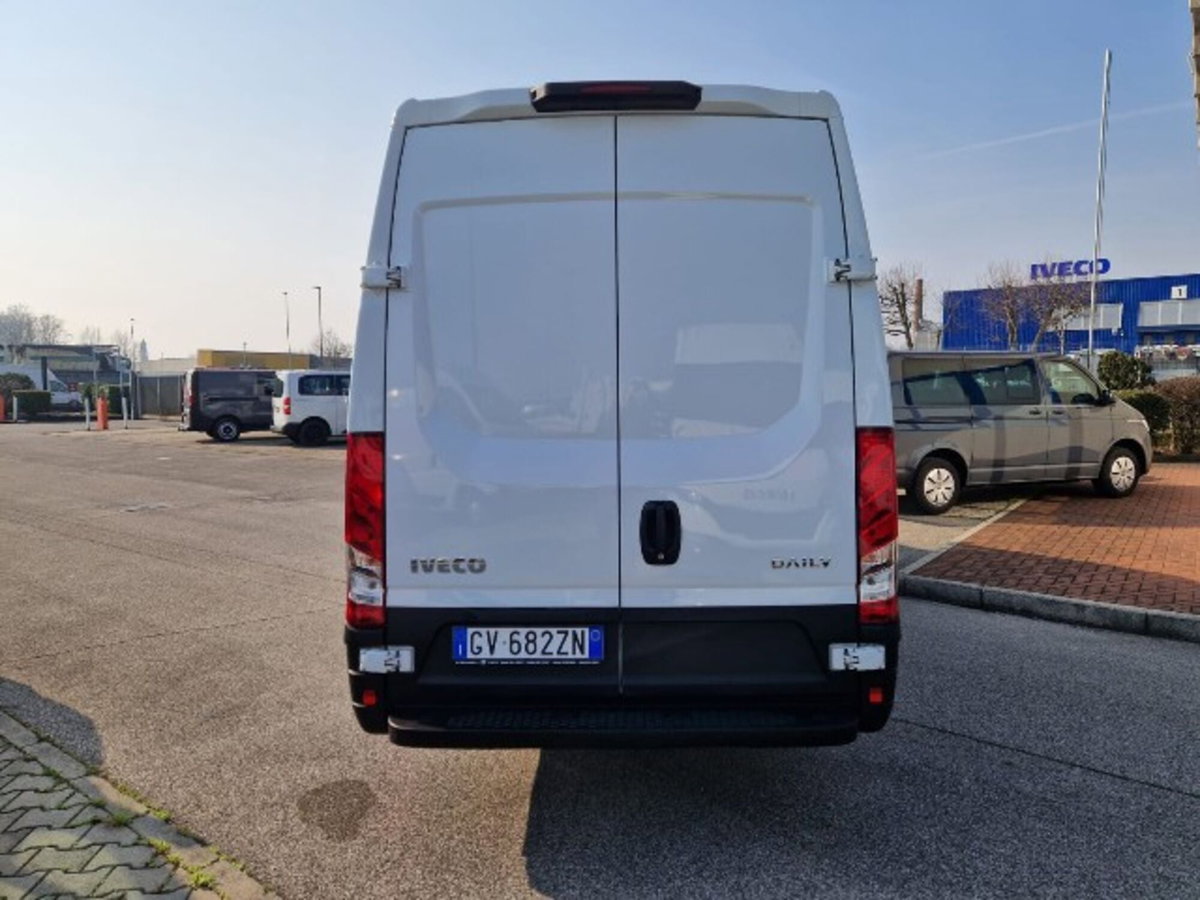 Iveco Daily Furgone 35 C12 V H3 4100 (7)