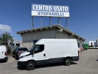 Iveco Daily Telaio 35S14 2.3 HPT PLM Cabinato usata