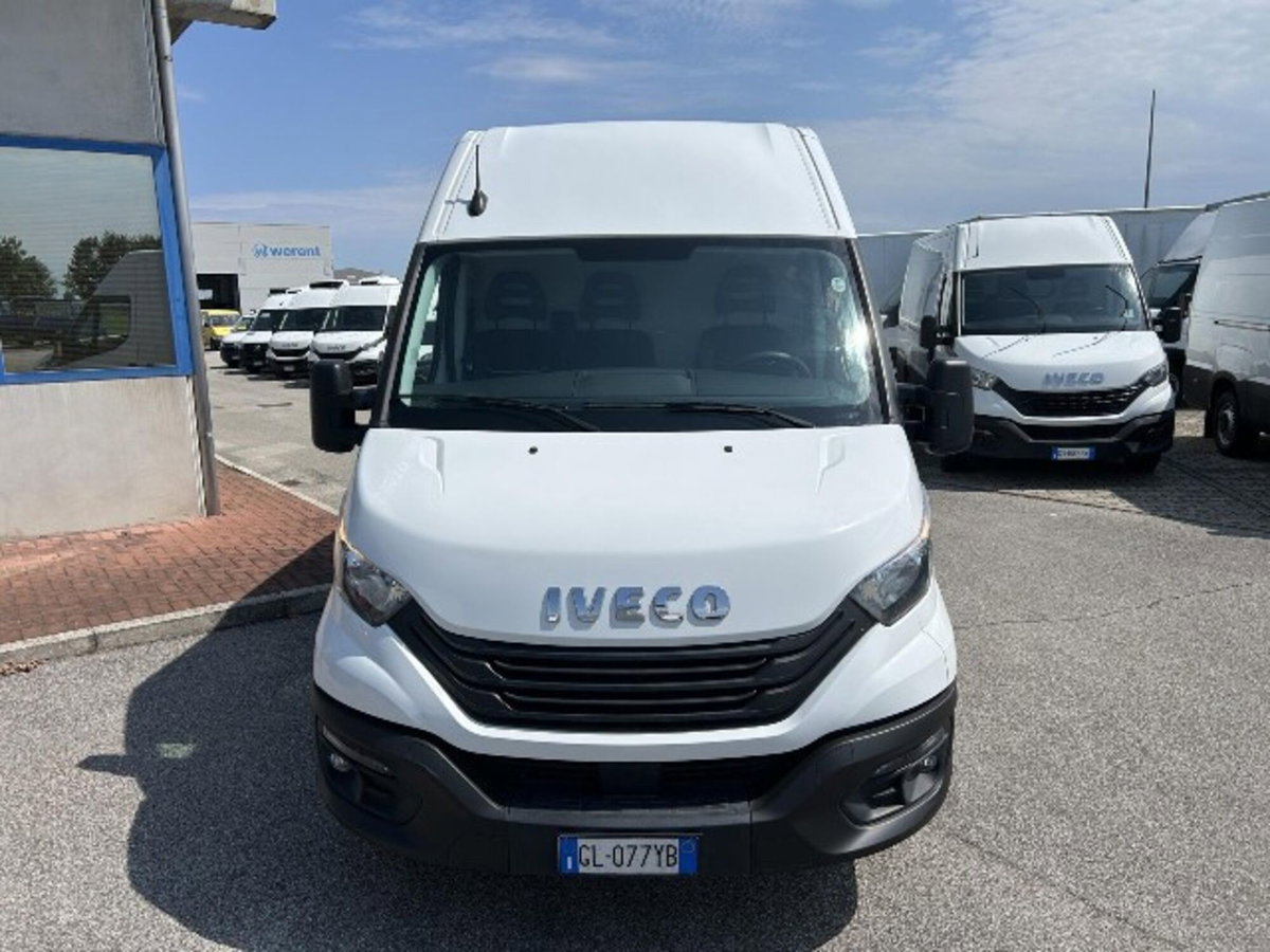 Iveco Daily Telaio 35S14 2.3 HPT PLM Cabinato (3)