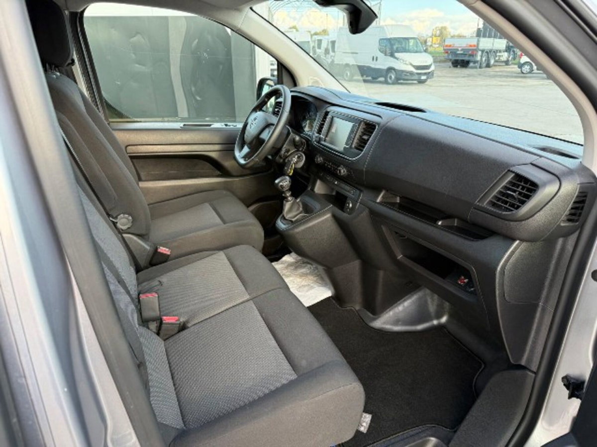 Opel Vivaro Furgone 2.0 Diesel 145CV S&S PL-TN-DC M Furgone Enjoy (10)
