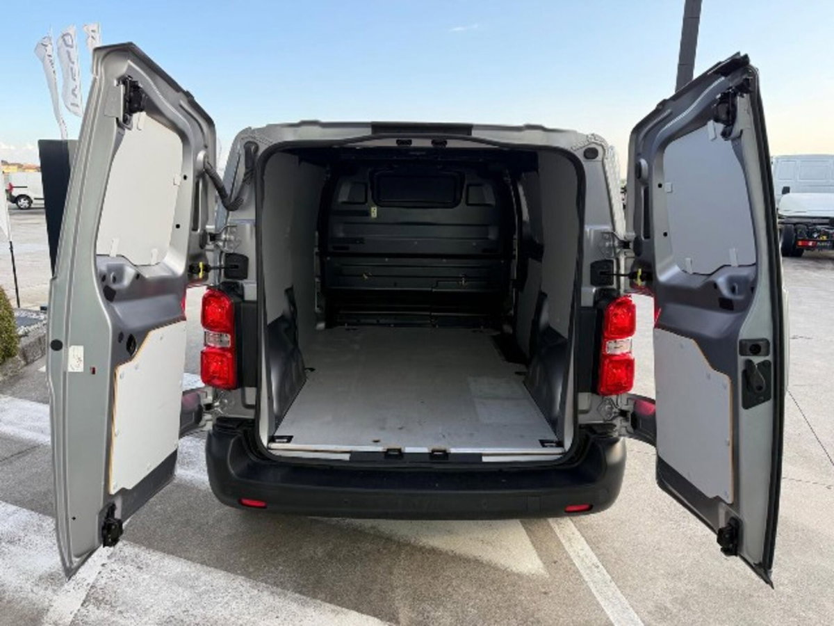 Opel Vivaro Furgone 2.0 Diesel 145CV S&S PL-TN-DC M Furgone Enjoy (14)