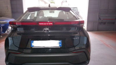 Toyota Toyota C-HR 1.8 hev Active fwd e-cvt usata