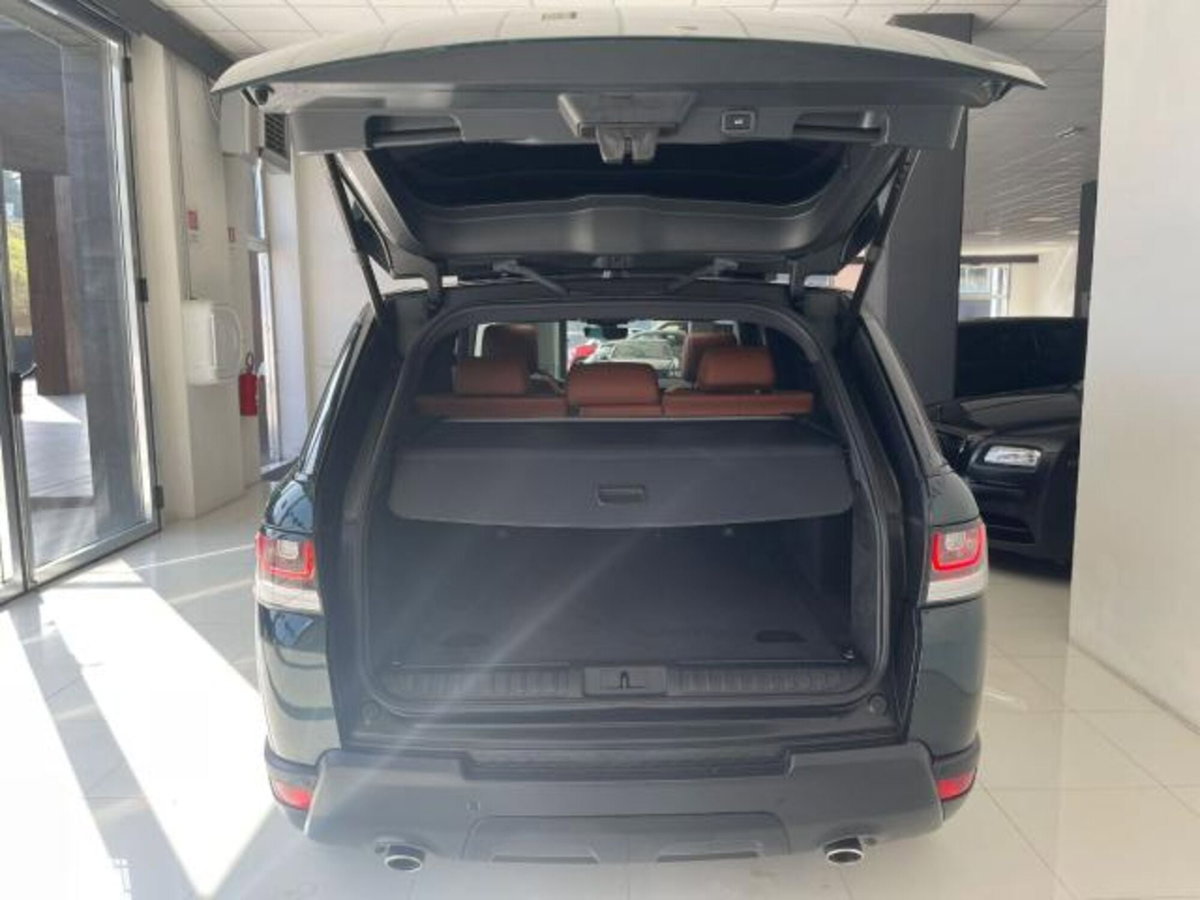 Land Rover Range Rover Sport 3.0 TDV6 SE (11)