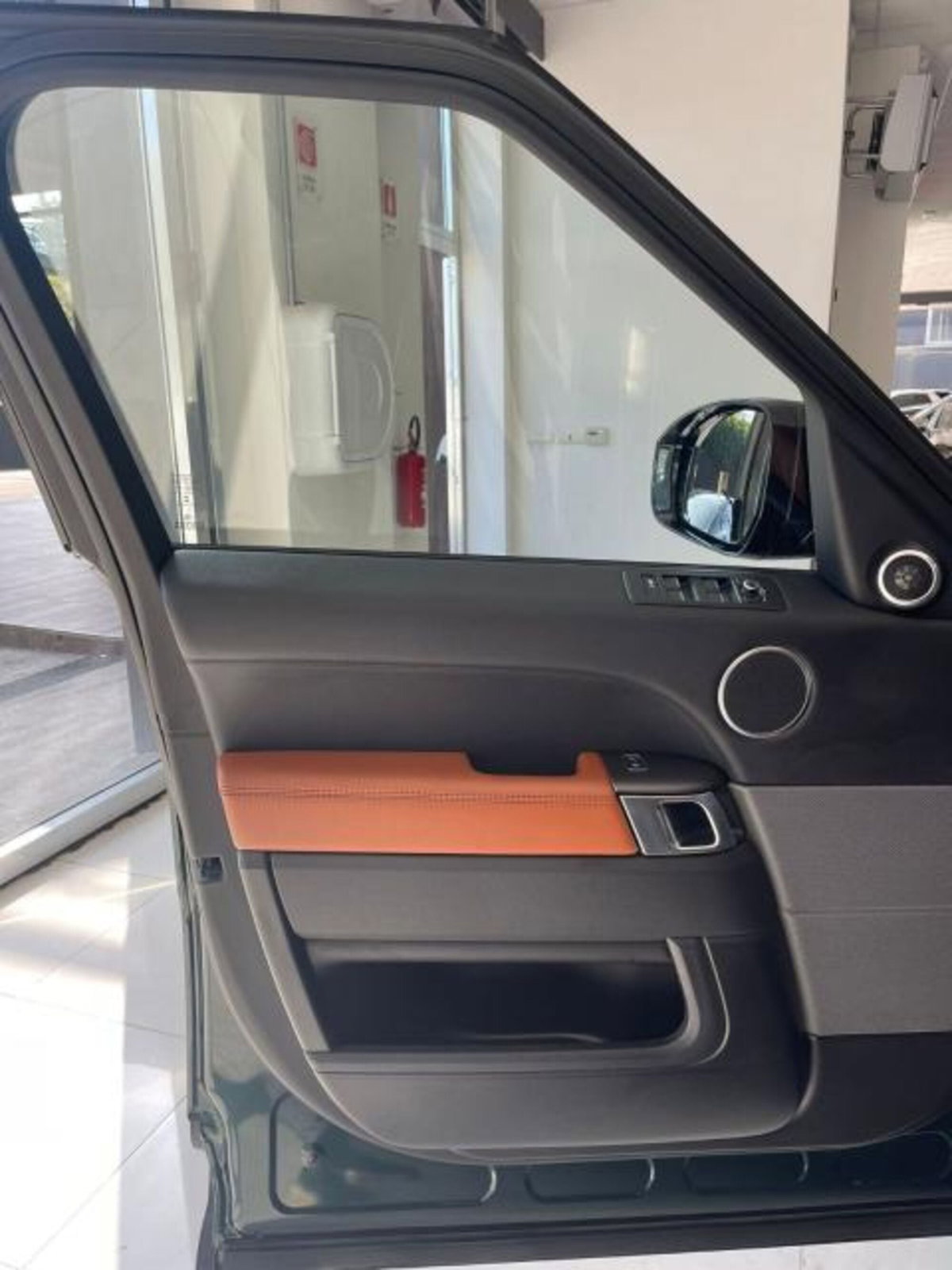 Land Rover Range Rover Sport 3.0 TDV6 SE (14)
