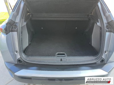 Peugeot 2008 PureTech 100 S&S Allure (15)