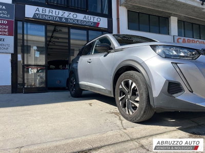 Peugeot 2008 PureTech 100 S&S Allure (3)