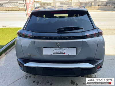 Peugeot 2008 PureTech 100 S&S Allure (4)