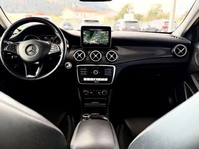 Mercedes-Benz GLA SUV 200 d Automatic Premium (14)