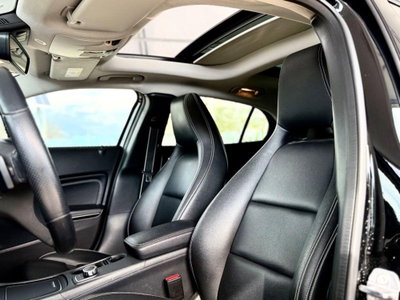 Mercedes-Benz GLA SUV 200 d Automatic Premium (19)