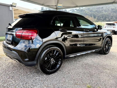 Mercedes-Benz GLA SUV 200 d Automatic Premium (5)