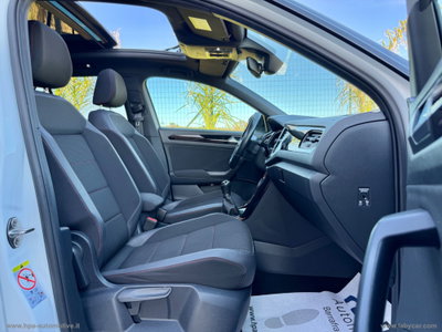 Volkswagen T-Roc 1.5 tsi Sport (13)