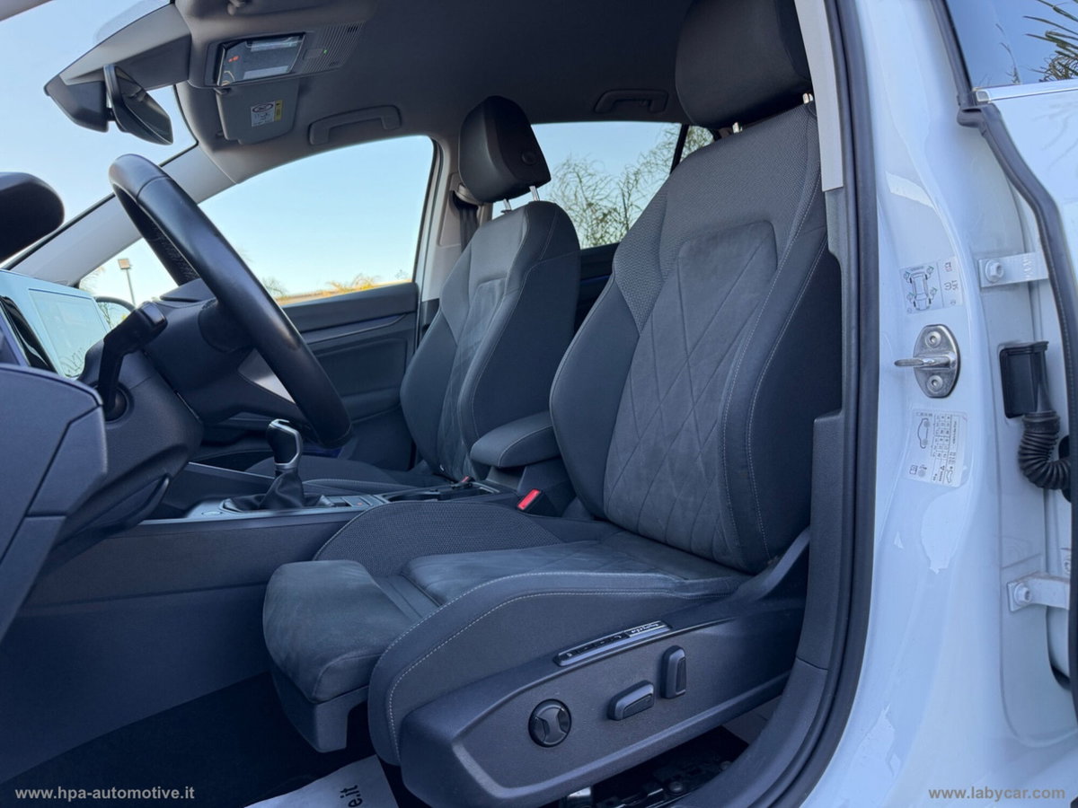 Volkswagen Golf 1.5 tsi Style 150cv (10)