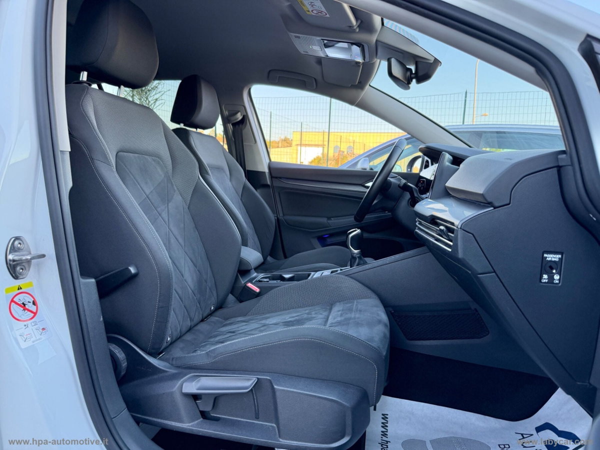 Volkswagen Golf 1.5 tsi Style 150cv (14)