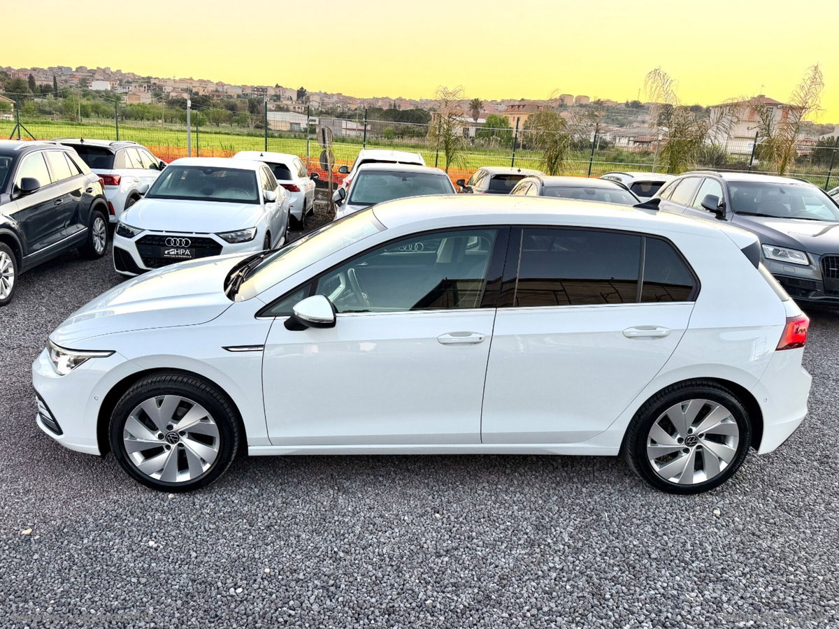 Volkswagen Golf 1.5 tsi Style 150cv (7)
