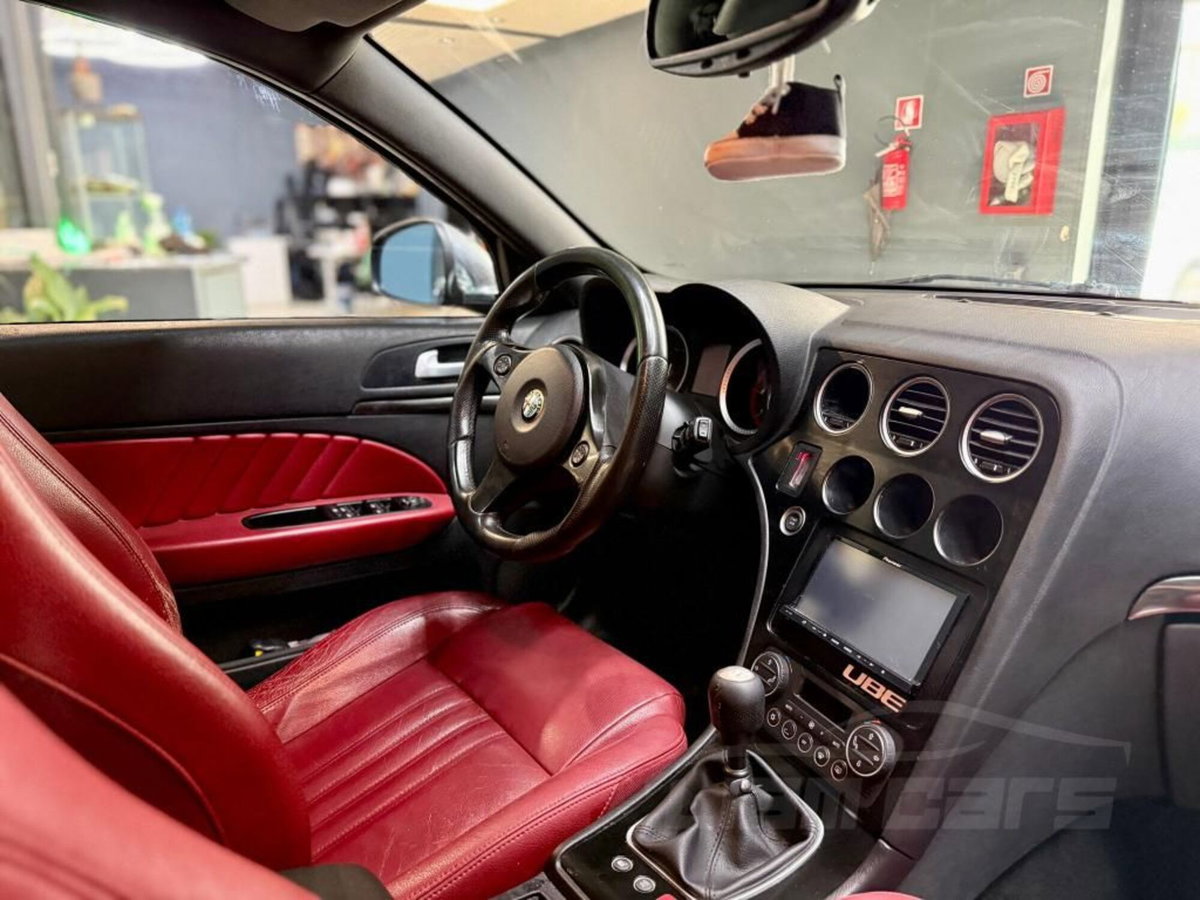 Alfa Romeo 159 SportWagon 2.0 JTDm Sportwagon Eco Super (18)