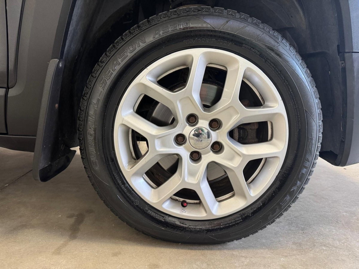 Jeep Renegade 2.0 Mjt 140CV 4WD Active Drive Limited (13)