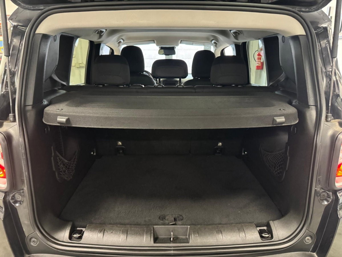 Jeep Renegade 2.0 Mjt 140CV 4WD Active Drive Limited (14)