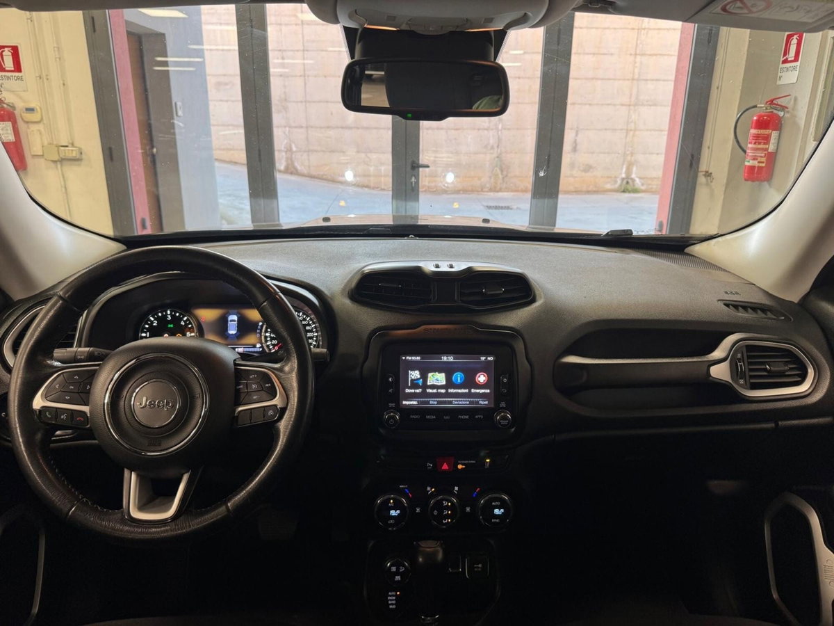 Jeep Renegade 2.0 Mjt 140CV 4WD Active Drive Limited (8)