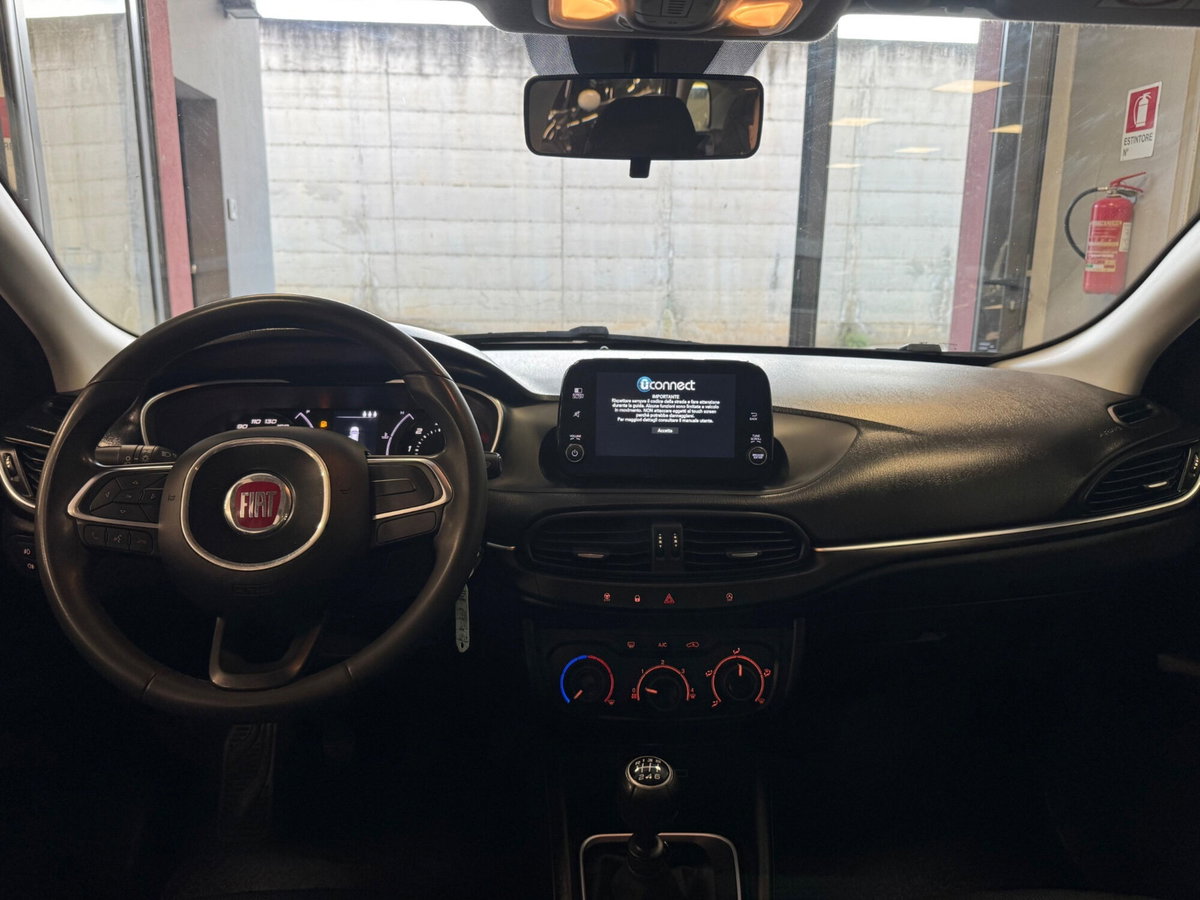 Fiat Tipo Station Wagon Tipo 1.6 Mjt S&S SW Lounge (8)