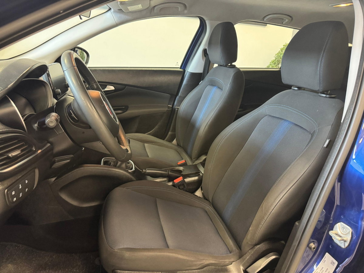 Fiat Tipo Station Wagon Tipo 1.6 Mjt S&S SW Lounge (9)