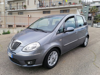 Lancia Musa 1.3 Mjt 95 CV DFN Gold usata