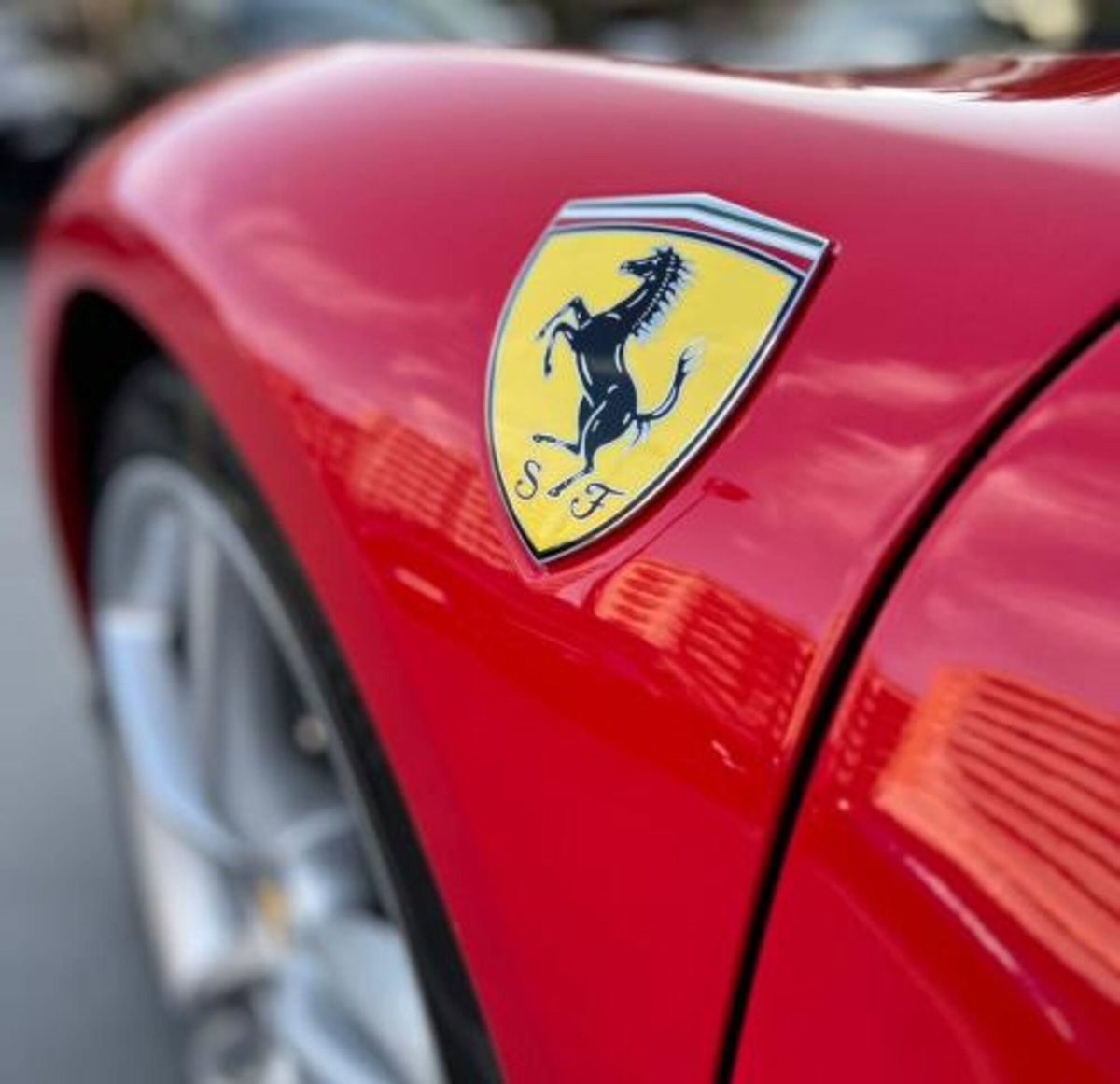 Ferrari 208 208 GTB (11)