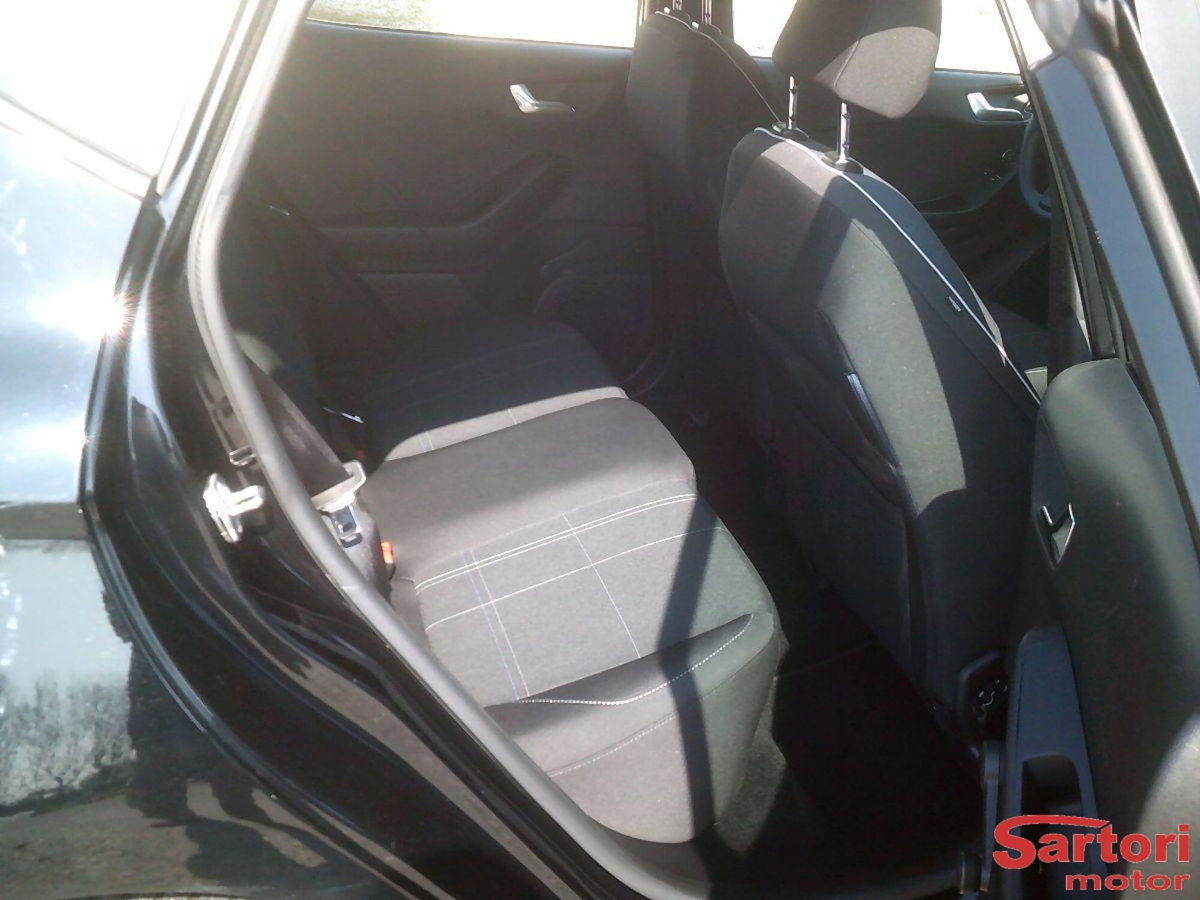 Ford Fiesta 1.1 5 porte Plus (9)