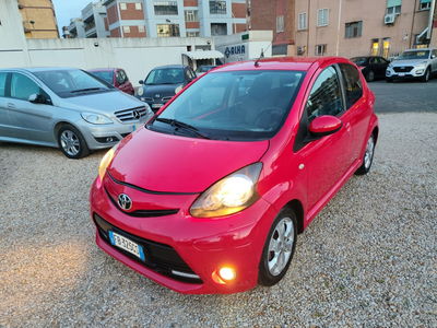 Toyota Aygo 1.0 12V VVT-i 5 porte Lounge Connect usata