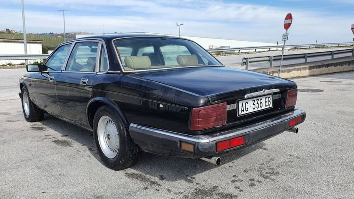 Jaguar XJ 3.5 V8 cat Sovereign (3)