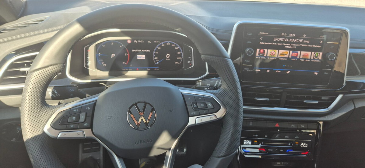 Volkswagen T-Roc 2.0 tdi R-Line 4motion 150cv dsg (11)
