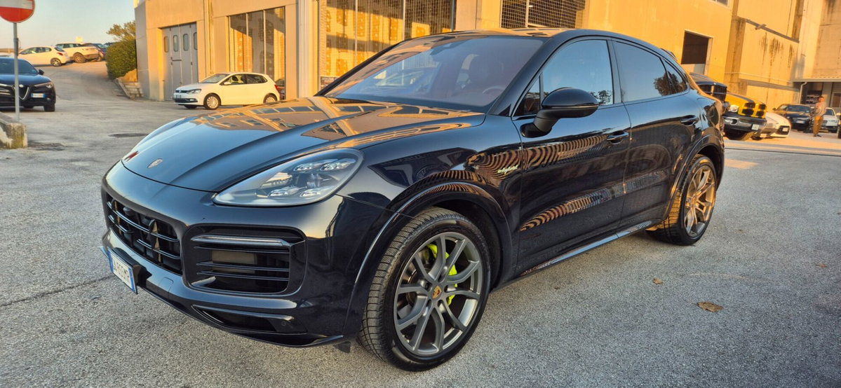 Porsche Cayenne Coupé 3.0 V6 (4)