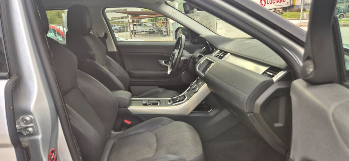 Land Rover Range Rover Evoque 2.0 TD4 150 CV 5p. HSE (5)