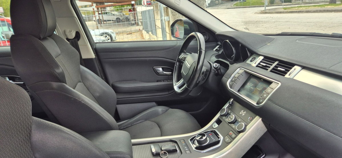 Land Rover Range Rover Evoque 2.0 TD4 150 CV 5p. HSE (6)