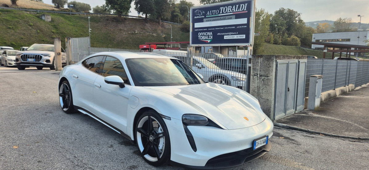 Porsche Taycan Taycan