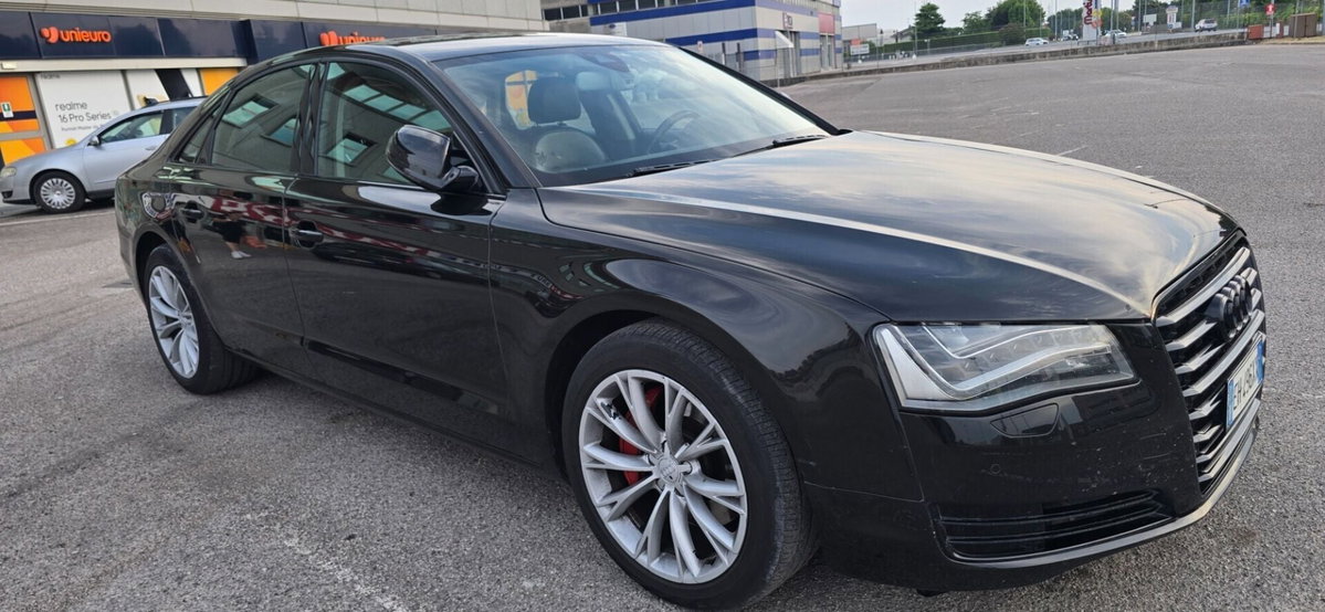 Audi A8 3.0 TDI 250 CV quattro tiptronic (13)
