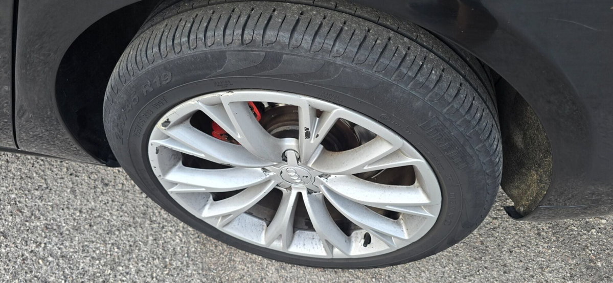Audi A8 3.0 TDI 250 CV quattro tiptronic (15)