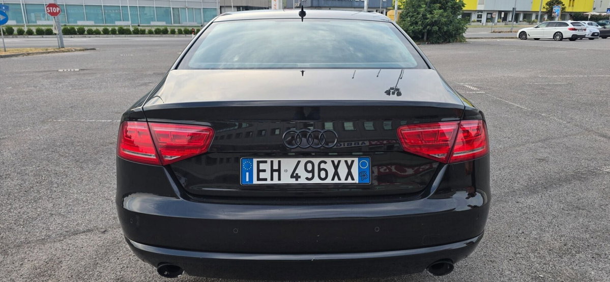 Audi A8 3.0 TDI 250 CV quattro tiptronic (16)
