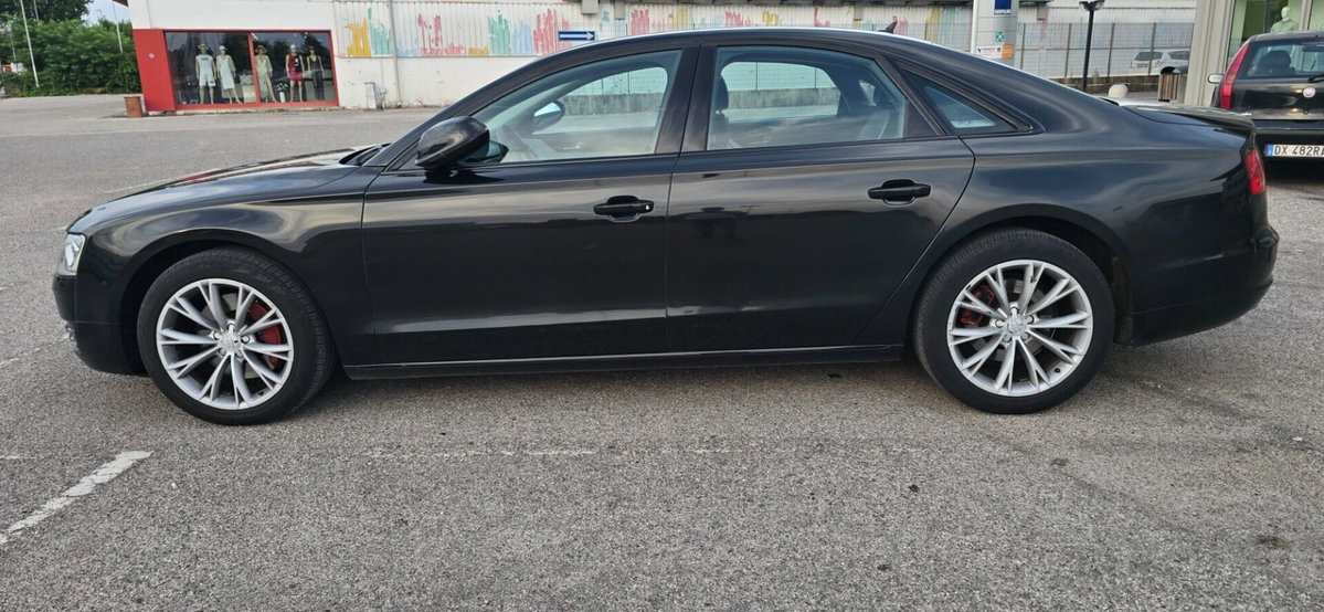 Audi A8 3.0 TDI 250 CV quattro tiptronic (9)
