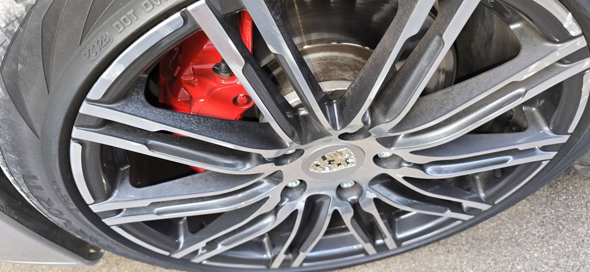 Porsche Panamera 3.0 Diesel Platinum Edition (10)