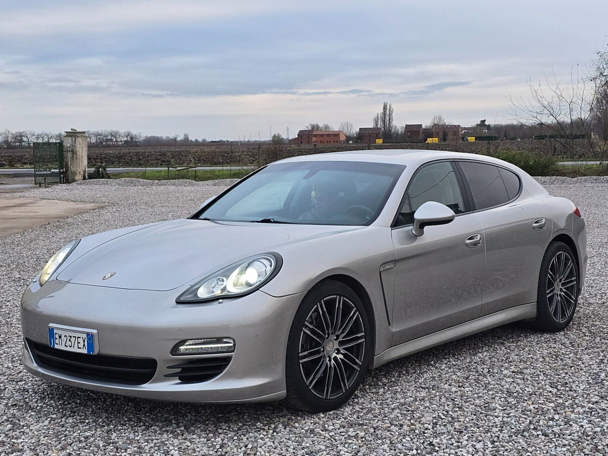 Porsche Panamera 3.0 Diesel Platinum Edition (6)