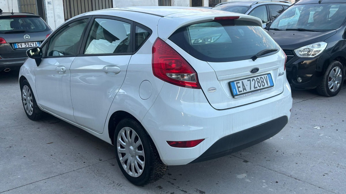 Ford Fiesta 1.4 96CV aut. 5 porte Titanium (7)
