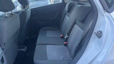 Ford Fiesta 1.4 96CV aut. 5 porte Titanium (9)